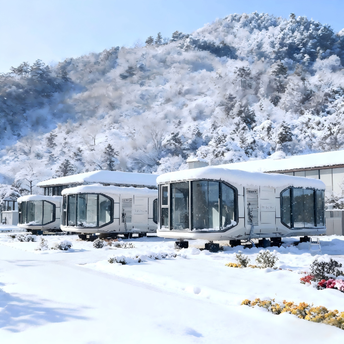 캠핑장·리조트 사장님, '차별화'가 고민이신가요? 2026년 성공 키워드: '사계절 수익'과 '프리미엄 감성' 替换天气和添加积雪(1)